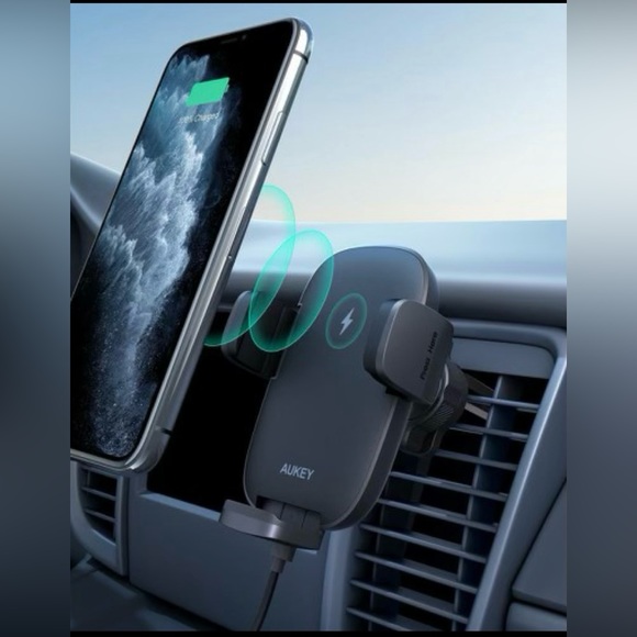 New AUKEY Car Phone Mount Wireless Charger - Picture 3 of 6